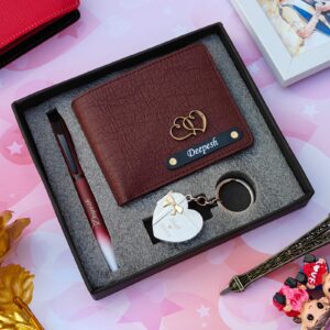 Alternative view of Heart photo keychain wallet combo