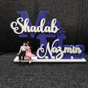 Alternative view of Mr and Mrs name stand